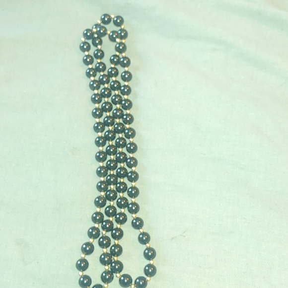 Necklace - Picture 2 of 3